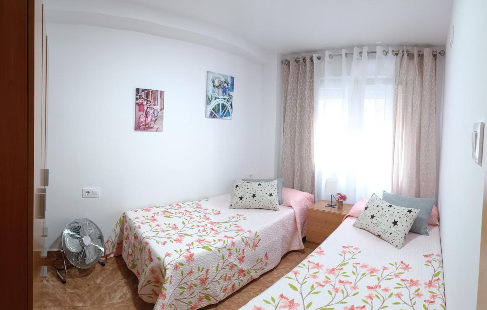 Daoiz, Vivienda Vacacional Para Familias Y Mayores De 25 Anos En El Grao De Gandia 3Ro Sin Ascensor Playa de Gandia المظهر الخارجي الصورة