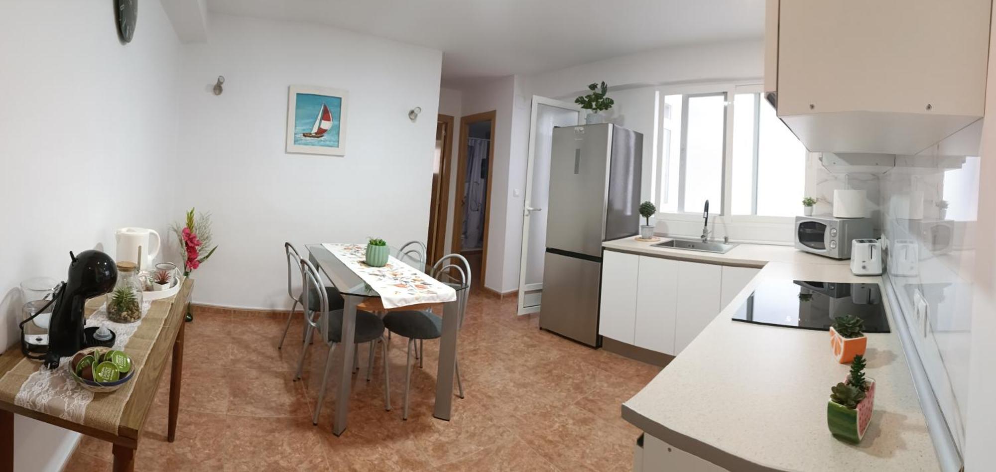 Daoiz, Vivienda Vacacional Para Familias Y Mayores De 25 Anos En El Grao De Gandia 3Ro Sin Ascensor Playa de Gandia المظهر الخارجي الصورة
