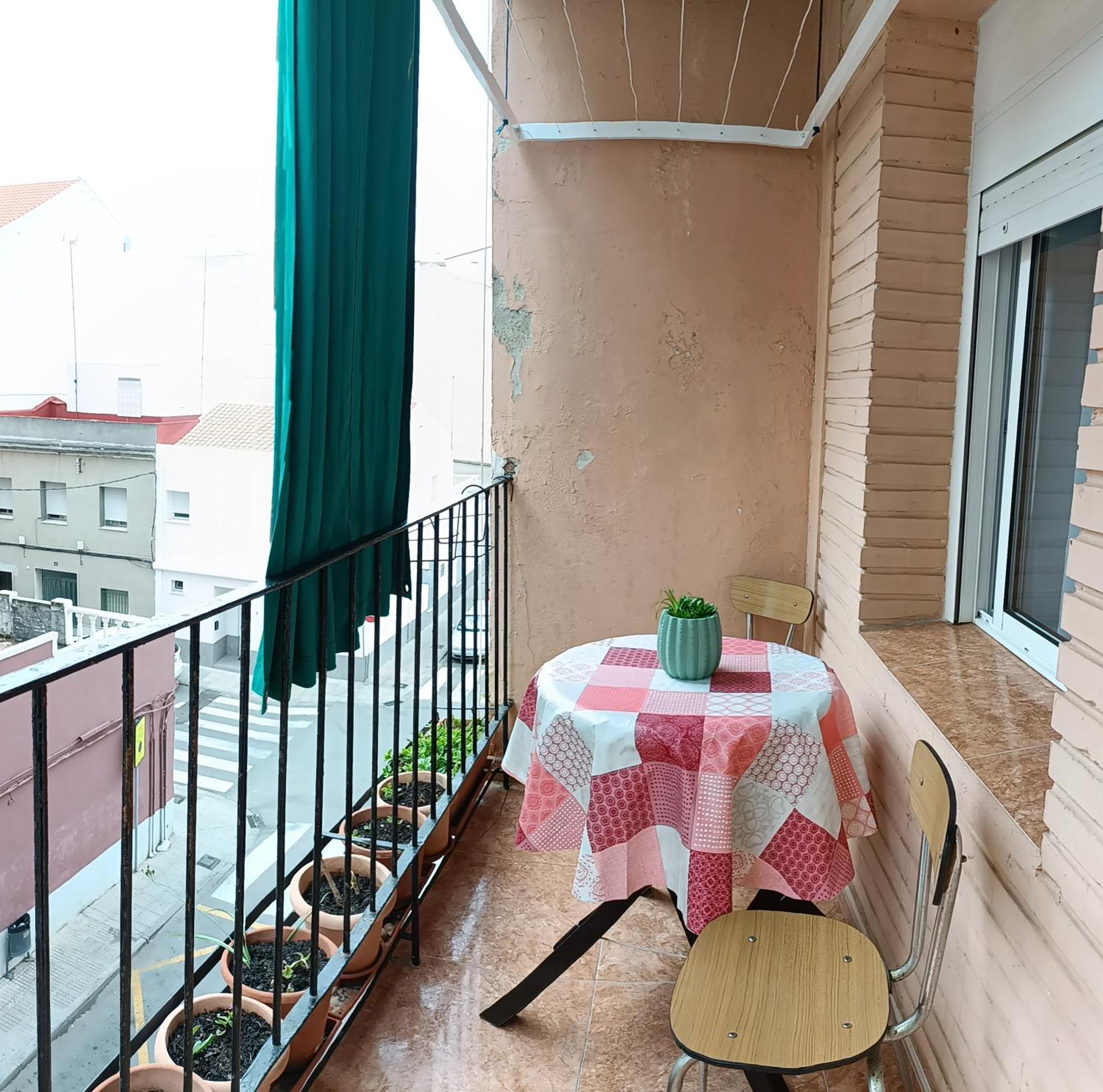 Daoiz, Vivienda Vacacional Para Familias Y Mayores De 25 Anos En El Grao De Gandia 3Ro Sin Ascensor Playa de Gandia المظهر الخارجي الصورة